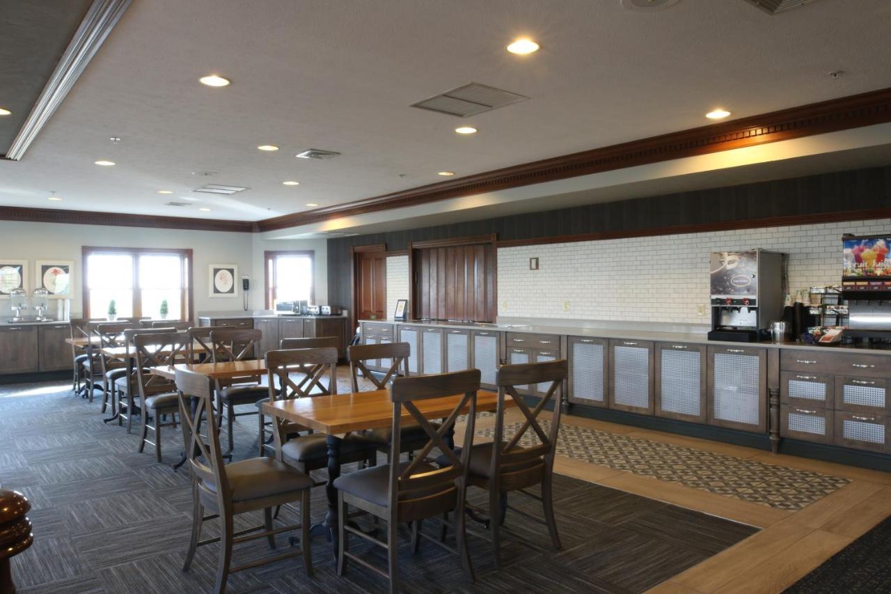 Carlisle Inn Walnut Creek Exterior photo
